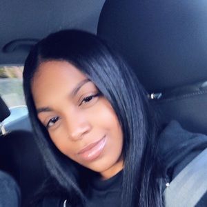 Meet your Posher, Anjanee